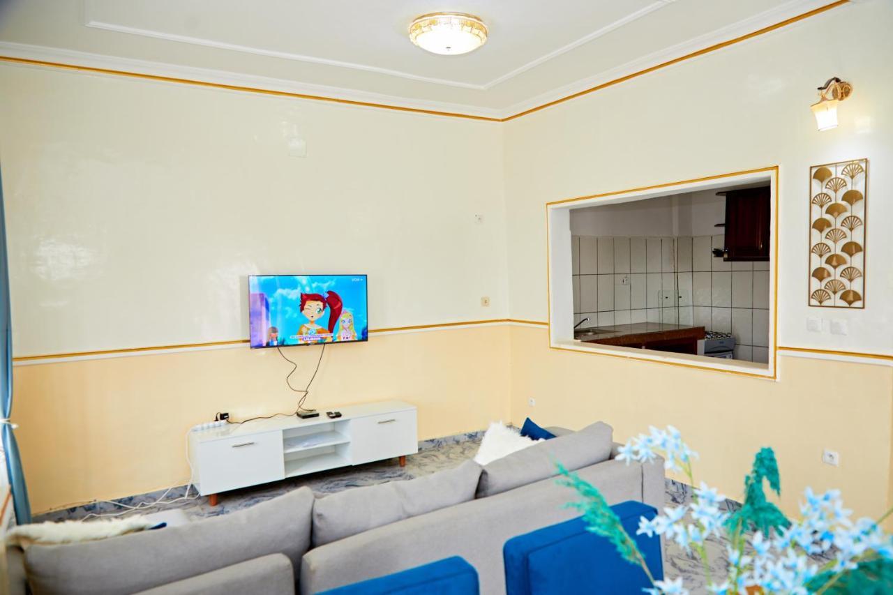 Appartement Avec Vue Panoramique Two Or Three Rooms Yaounde Luaran gambar