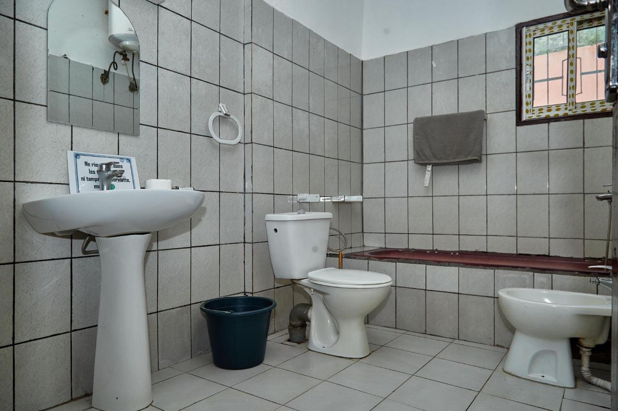 Appartement Avec Vue Panoramique Two Or Three Rooms Yaounde Luaran gambar