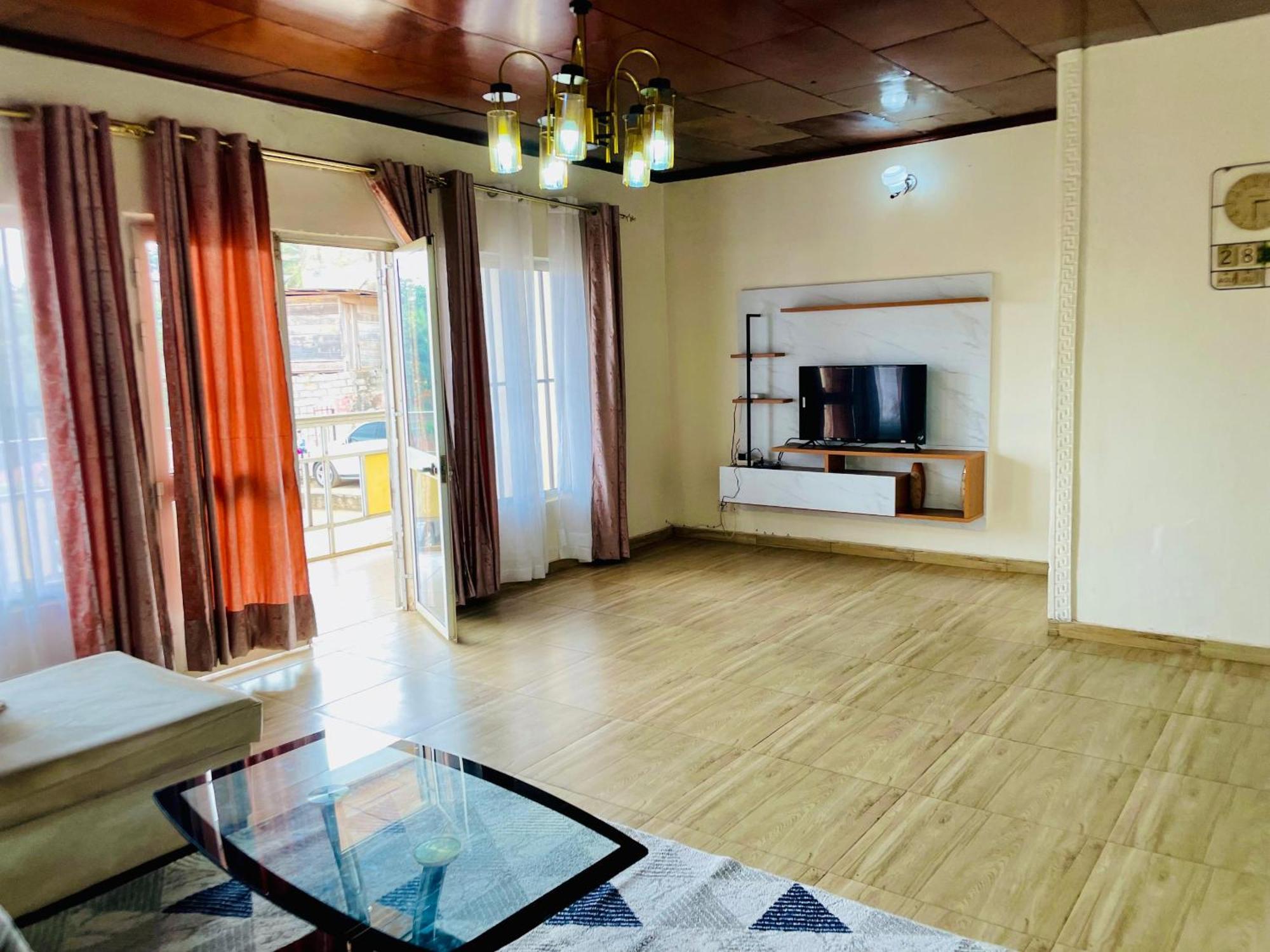 Appartement Avec Vue Panoramique Two Or Three Rooms Yaounde Luaran gambar