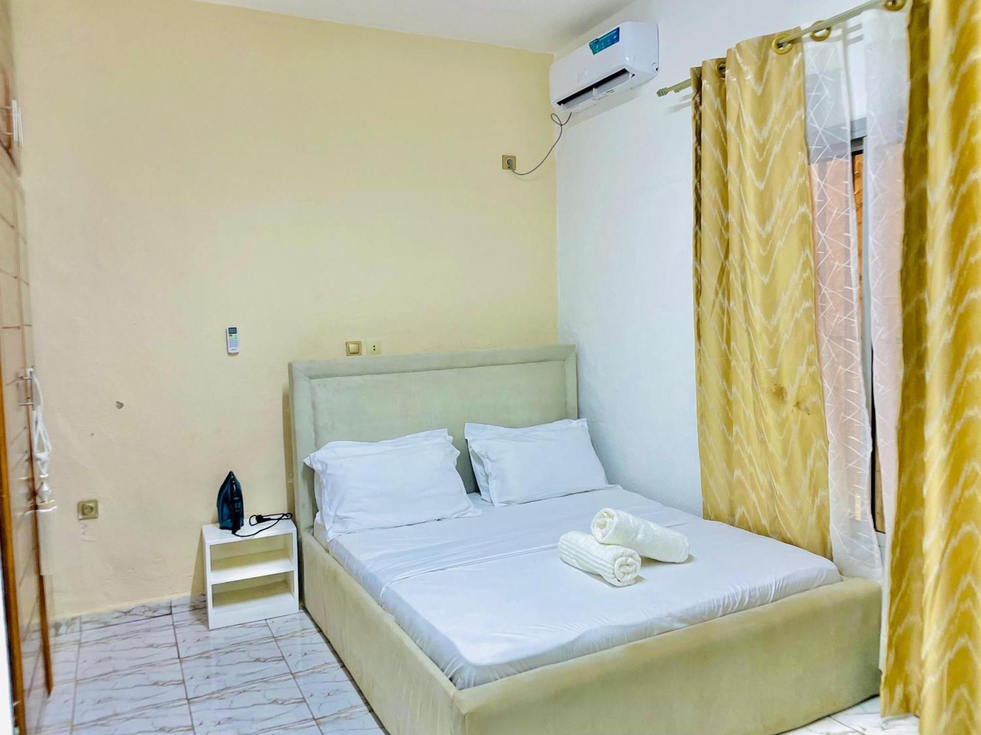 Appartement Avec Vue Panoramique Two Or Three Rooms Yaounde Luaran gambar