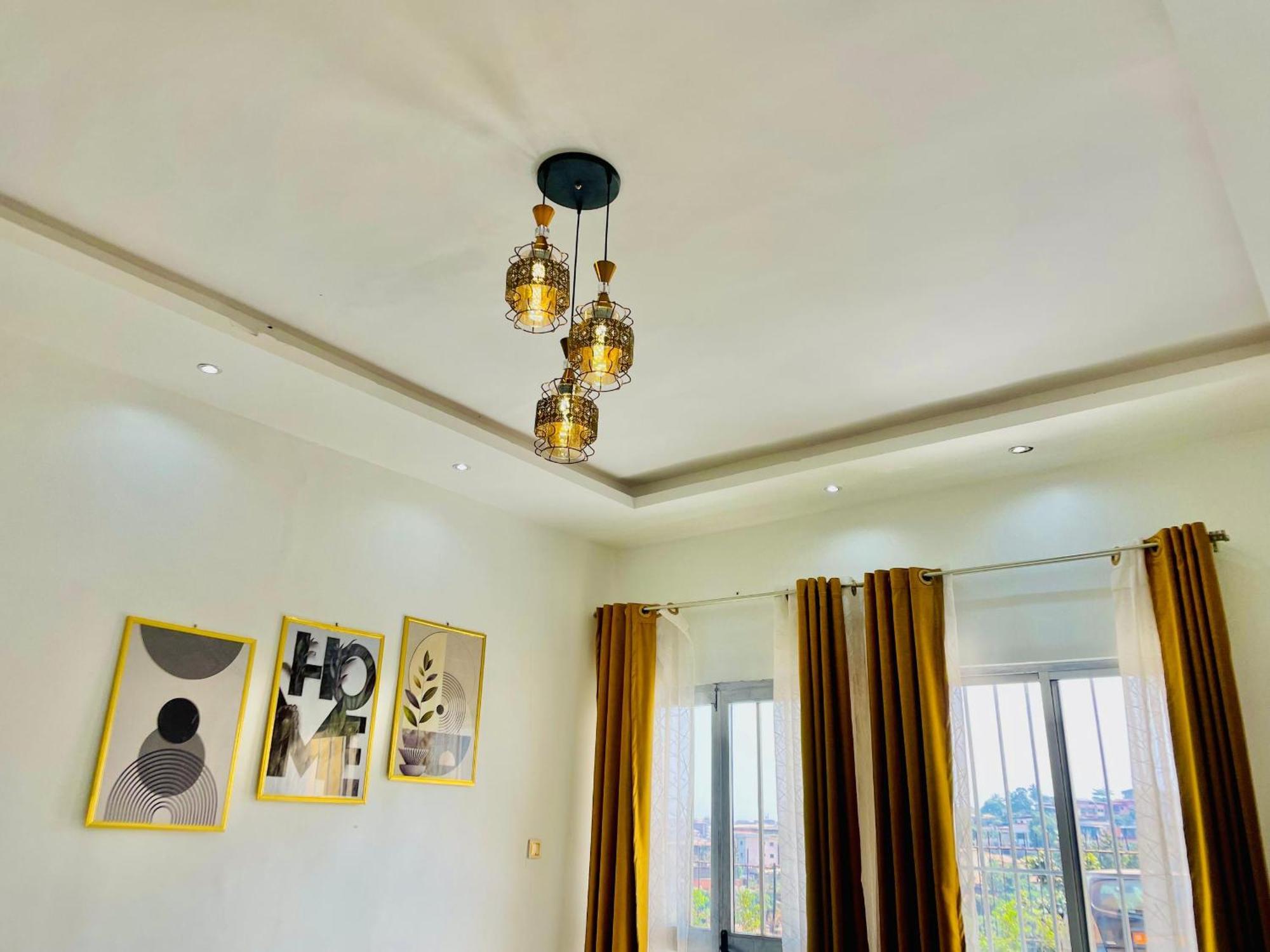 Appartement Avec Vue Panoramique Two Or Three Rooms Yaounde Luaran gambar